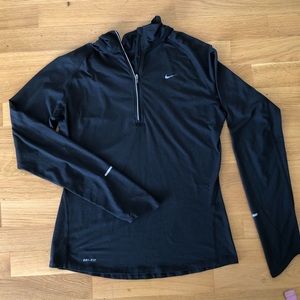 Nike pullover